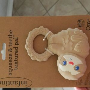 Infantino sloth teether